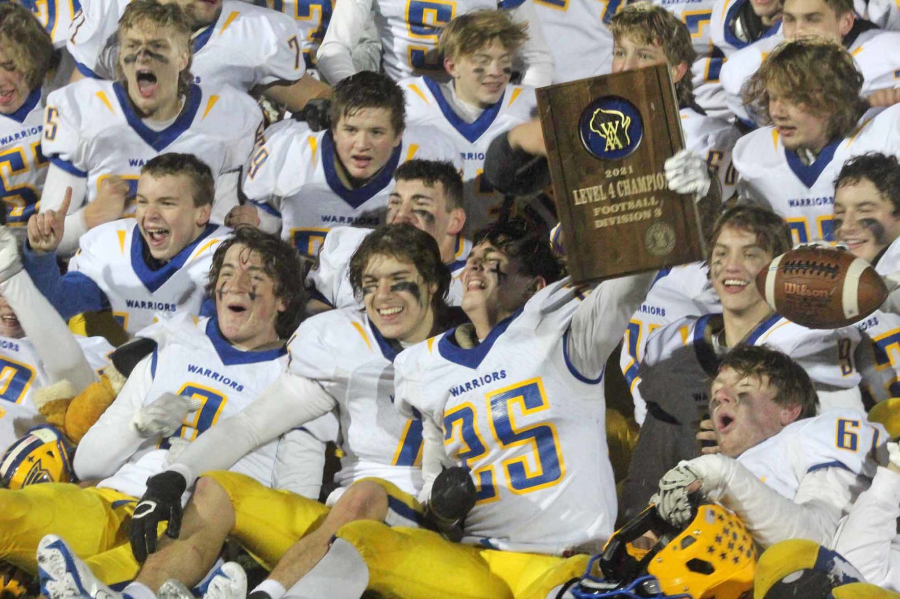 Rice Lake football vs. Menasha 11-12-21